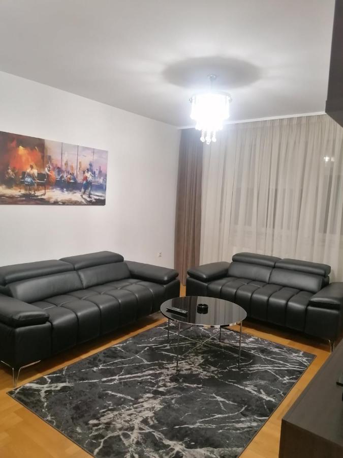 Apartman Casa บันยาลูกา ภายนอก รูปภาพ